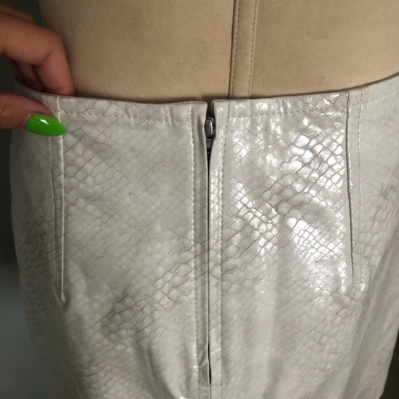 Snakeskin skirt - Picture 5 of 7